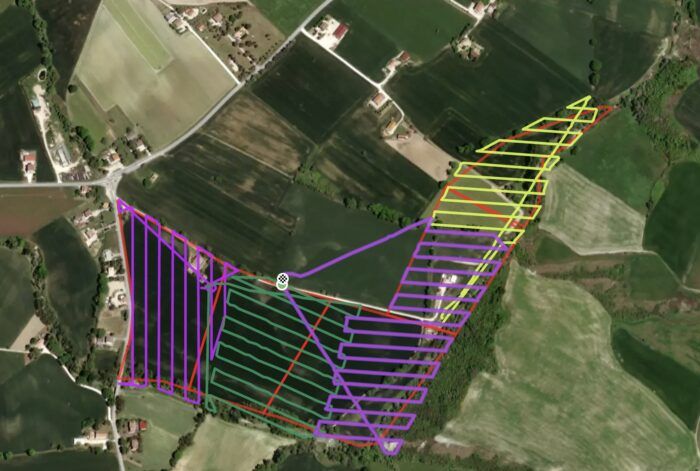 immagine di droni griglia ricerca alluvione marche