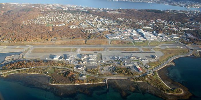 foto aerea aeroporto di tromso norvegia