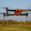 immagine di drone autel ii v3 in volo