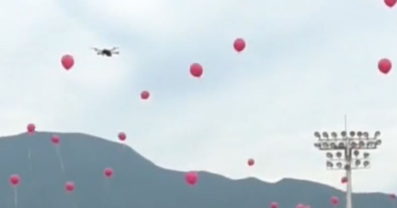 video drone abbattuto da palloncini