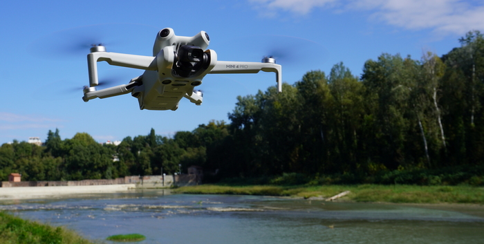 mini-4--volo-w