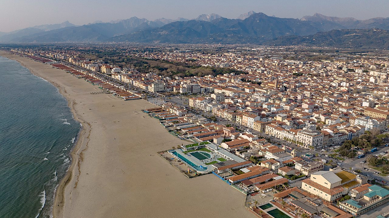 drone per la polizia municipale di viareggio