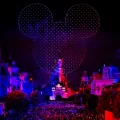 record drone show disneyland paris testa di topolino
