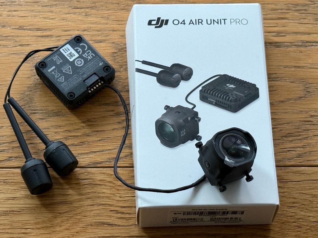 immagine di dji o4 con scatola w