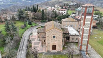 immagine di foto onboard chiesa dji flip w