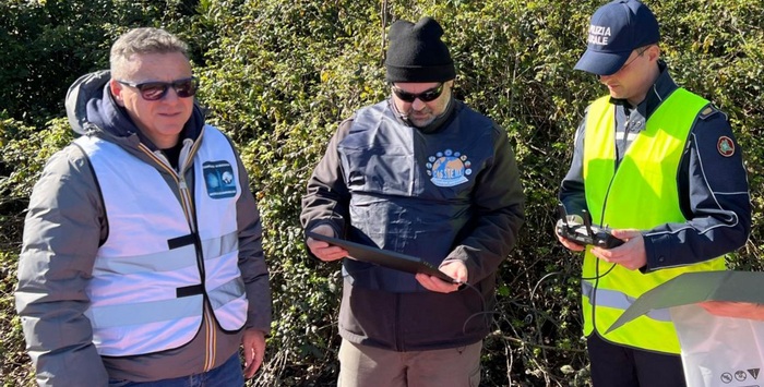 immagine di esercitazione ricerca soccorso polizia locale