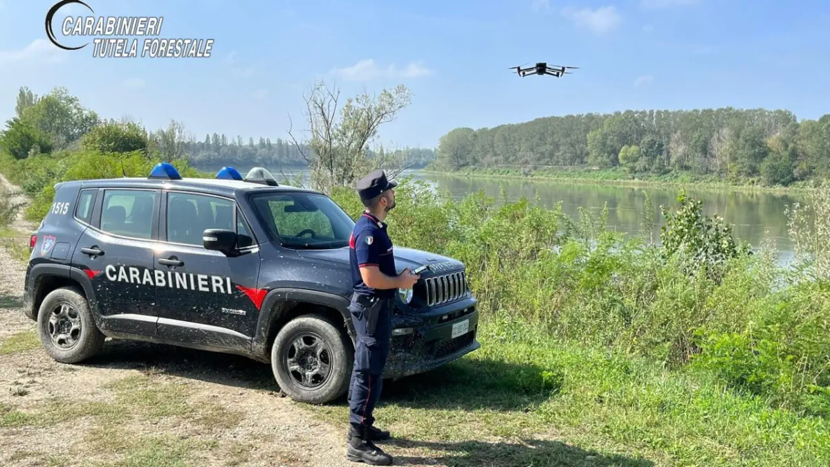 carabinieri tutela forestale di parma usano il drone per verificare stato dei fiumi