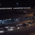 vista aerea da drone su aeroporto di Bologna