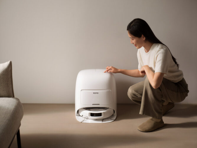 immagine di ROMO A Voice Control