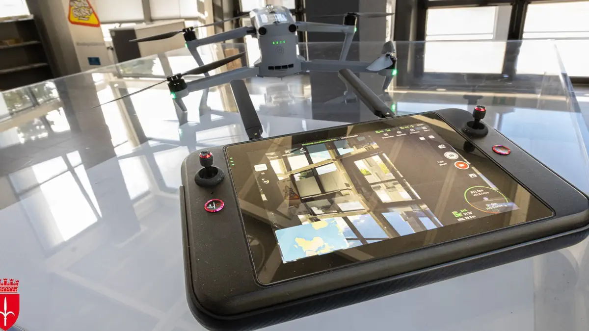 polizia locale trieste presenta primo drone